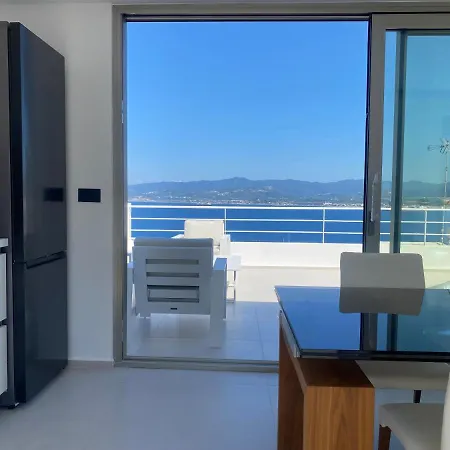 Vista Mare بيت للعطل ميلاتسو